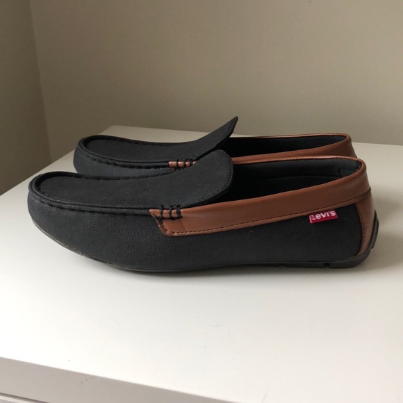 NEW Levi’s Comfort Navy Canvas Loafer Shoe - Picture 2 of 8